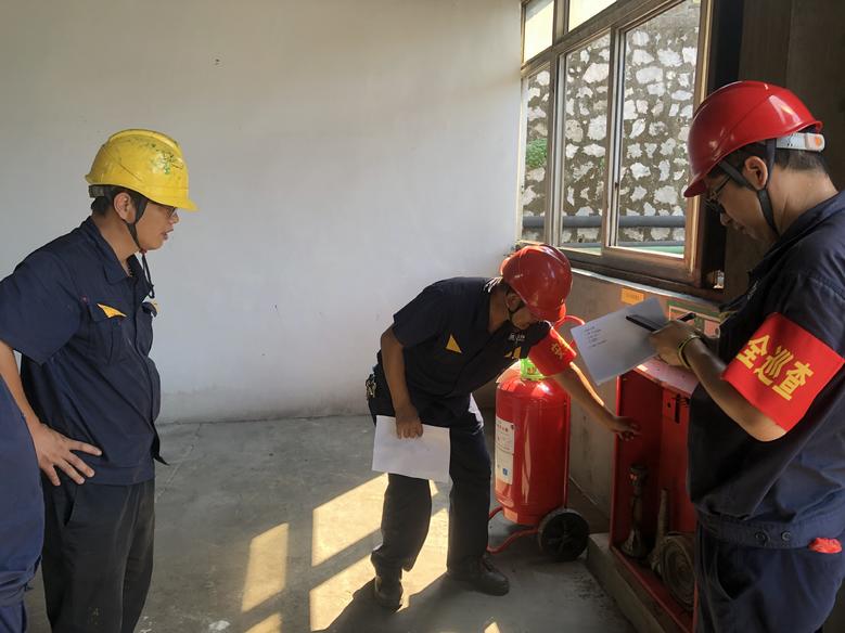 公司開展安全隱患落實情況專項檢查4.jpg 公司開展安全隱患落實情況專項檢查4.jpg